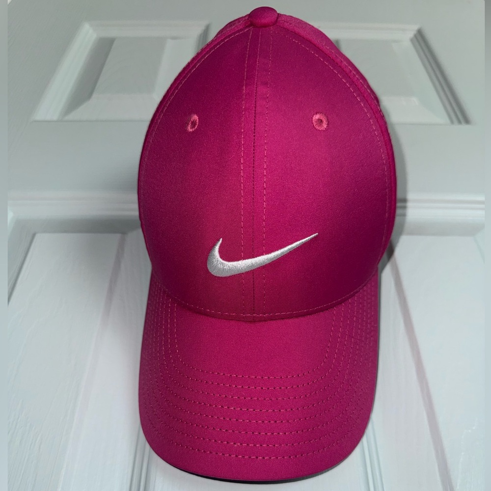 Nike Legacy91 Dri-Fit Fuchsia Cap with White Logo